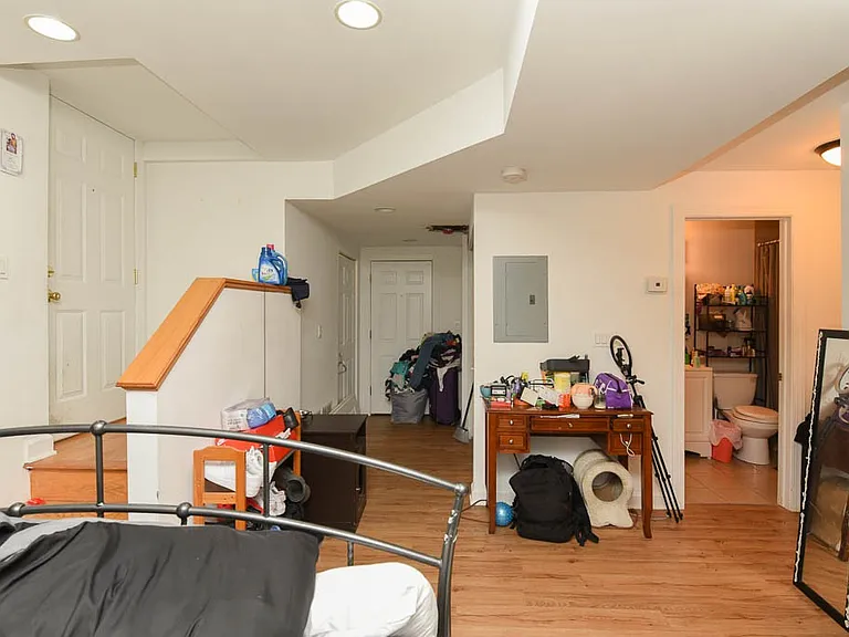 5657 N Magnolia Ave #EG — Photo 10