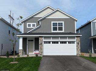 6860 101st St S, Cottage Grove, MN 55016