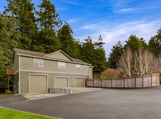 2667 Visser Ct, McKinleyville, CA 95519