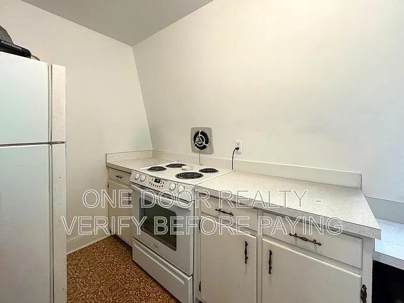 1 bed, 1.0 bath, $1,600 — Photo 4