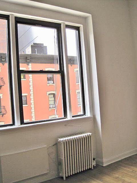 2nd image of 161 E 25th St #4B1