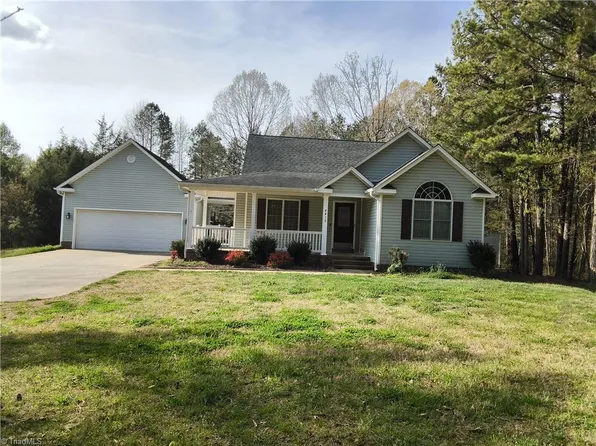 4417 Springbrook Dr, Burlington, NC 27215