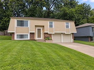 6442 NW 49th St, Kansas City, MO 64151