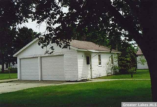 1st image of 411 5th St W