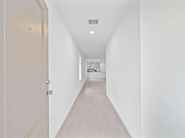 26811 Vanilla Pearls Ln — Photo 2