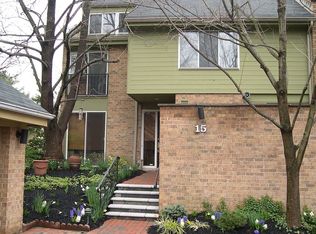 15 Roland Mews, Baltimore, MD 21210