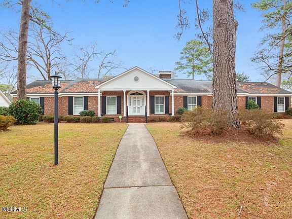 3rd image of 1601 Sabra Drive
