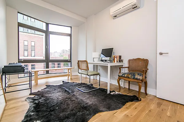 Rented by Nooklyn NYC LLC | media 85