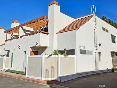 20296 E Arrow Hwy APT D, Covina, CA, 91724