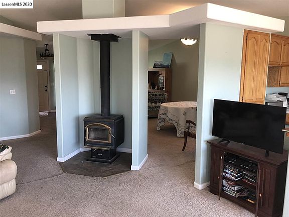 3rd image of 1120 Cameron Way
