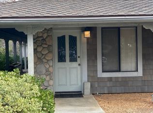 3110 Quiet Hills Dr #1, Escondido, CA 92029