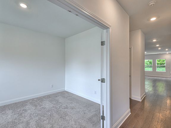 Selections and Finishes May Vary. R2