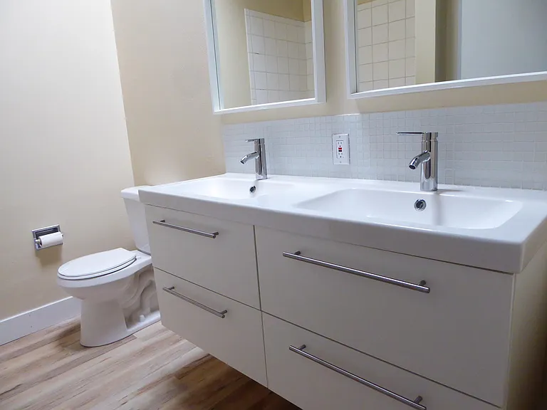2933 Carmel St — Photo 5