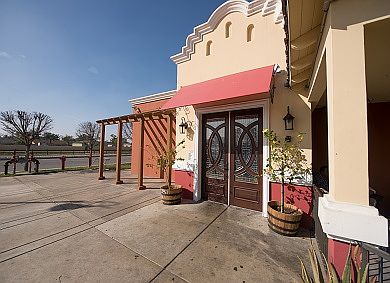 1st image of 5504 Etiwanda Ave