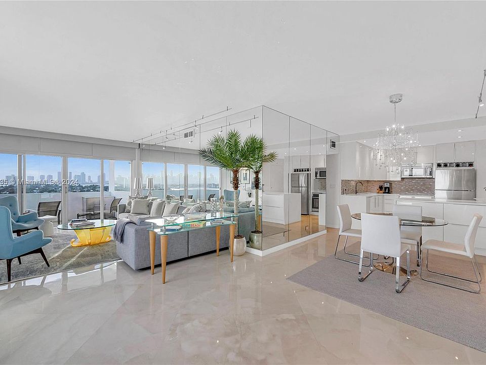 1st image of 3 Island Ave APT 14I