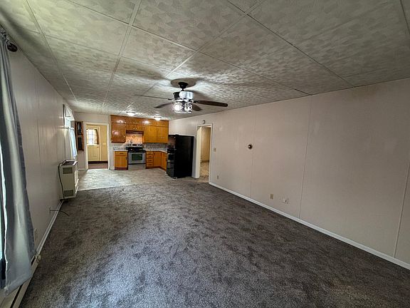 5th image of 403 4th St