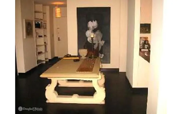 Rented by Douglas Elliman | media 23