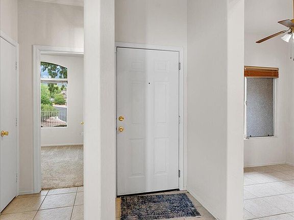 5th image of 155 S SAGEBRUSH Way