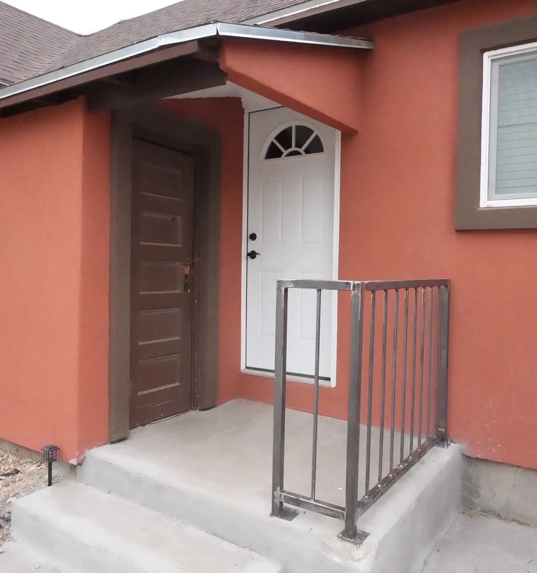 W Pitkin Ave, Fowler — Photo 2
