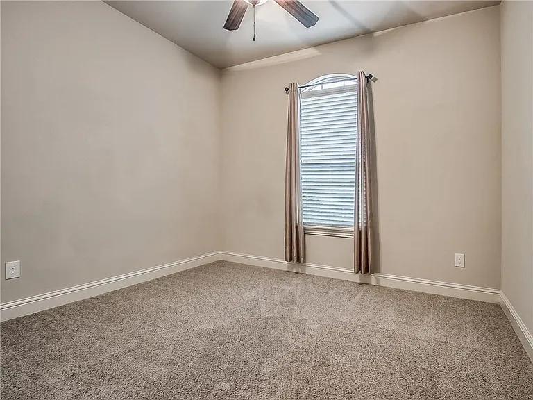15412 Homecoming Dr — Photo 26
