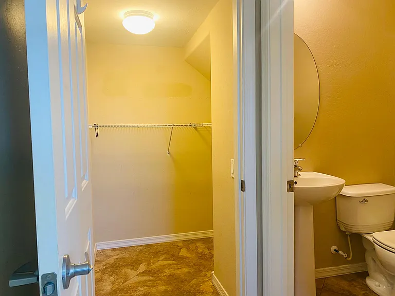 21154 N 36th Pl — Photo 15