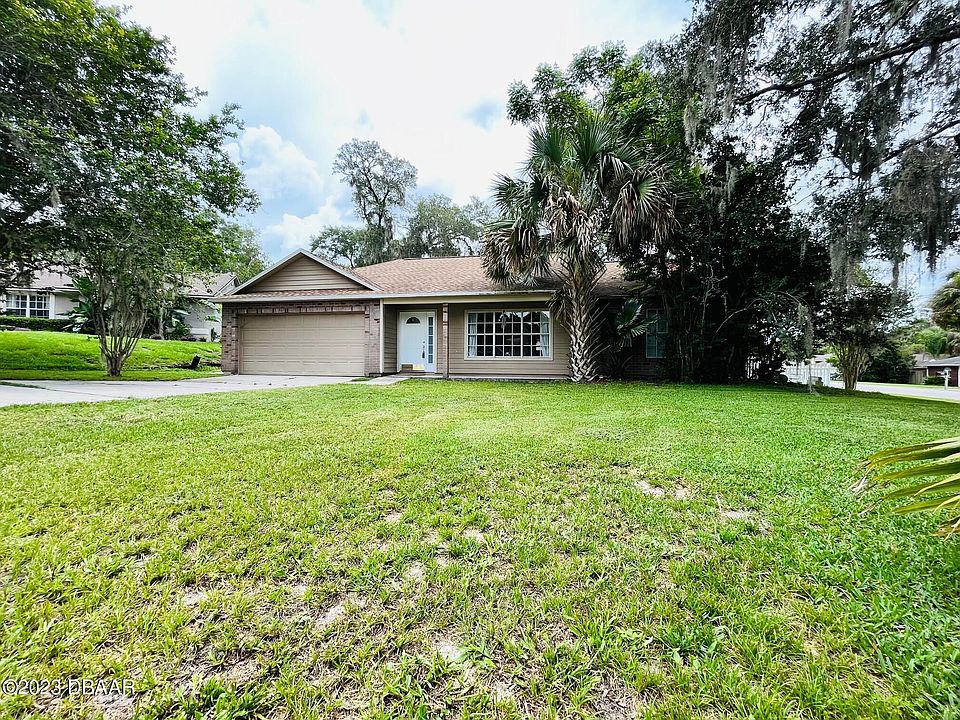 1st image of 204 Woodhills Ct