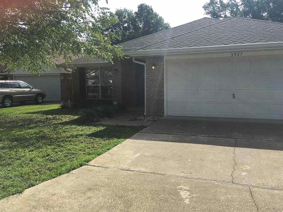 1st image of 3927 Sunny Manor Cir