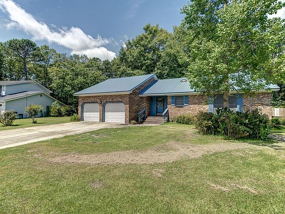 5th image of 108 Foxfire Ct