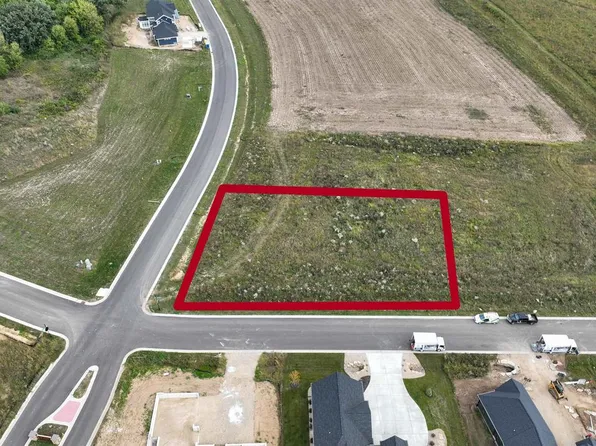 Home Stretch Drive #309, Waunakee, WI 53597