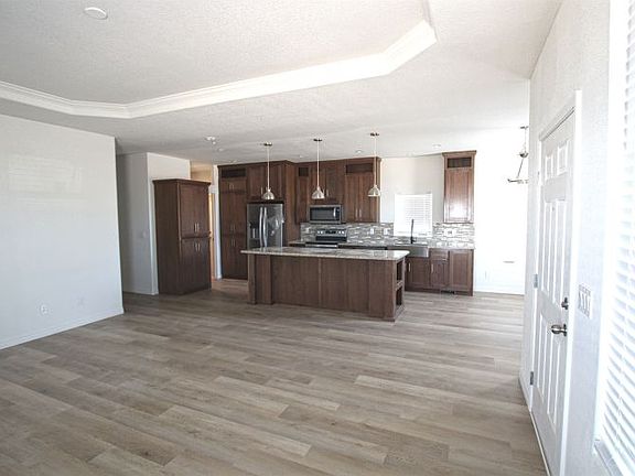 Kitchen Island with Seating