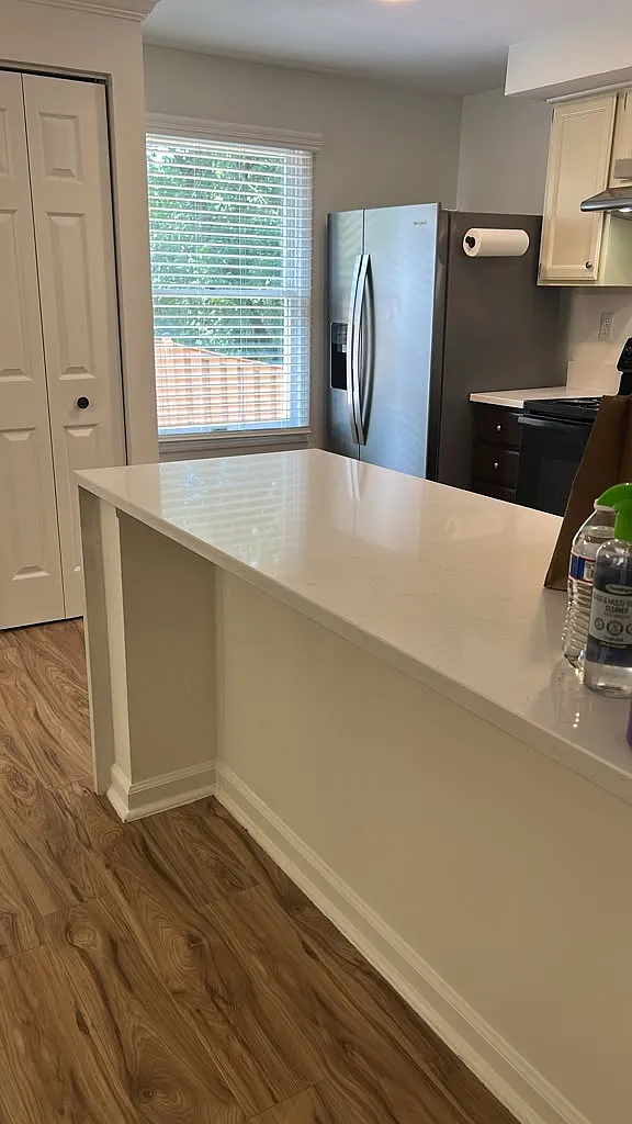 4 bed, 1740 sqft, $2,900 — Photo 4