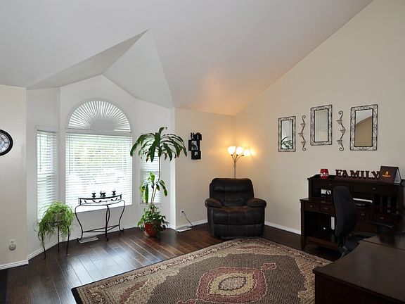3rd image of 6155 S Marvelle Cir