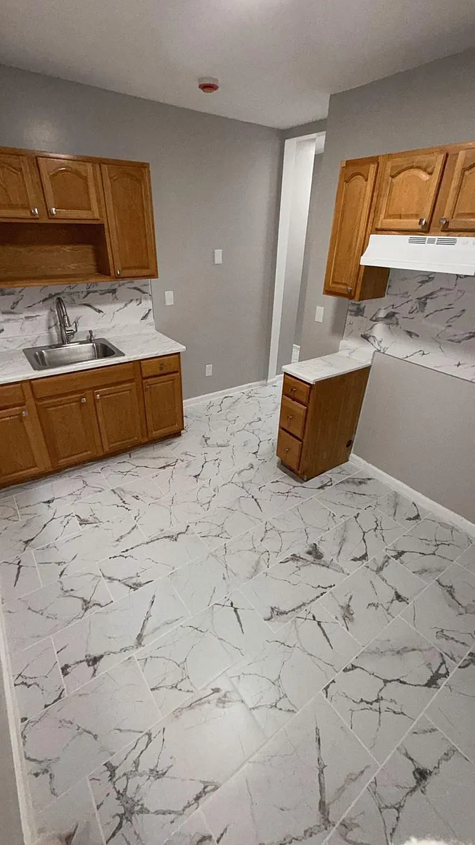 Building Photo - 1071 Pembroke St #3D