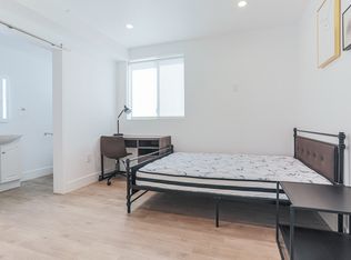 1471 W 37th St, Los Angeles, CA 90018