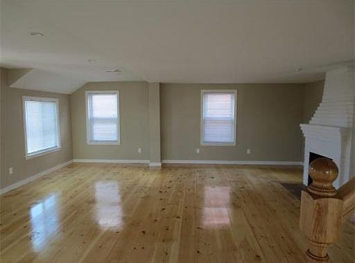 4th image of 133 Northern Blvd #1