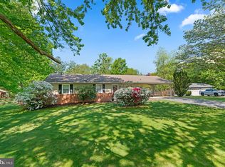 24912 Silver Crest Dr, Gaithersburg, MD 20882