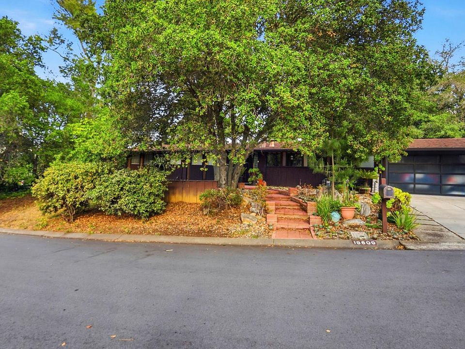 1st image of 18600 Montpere Way
