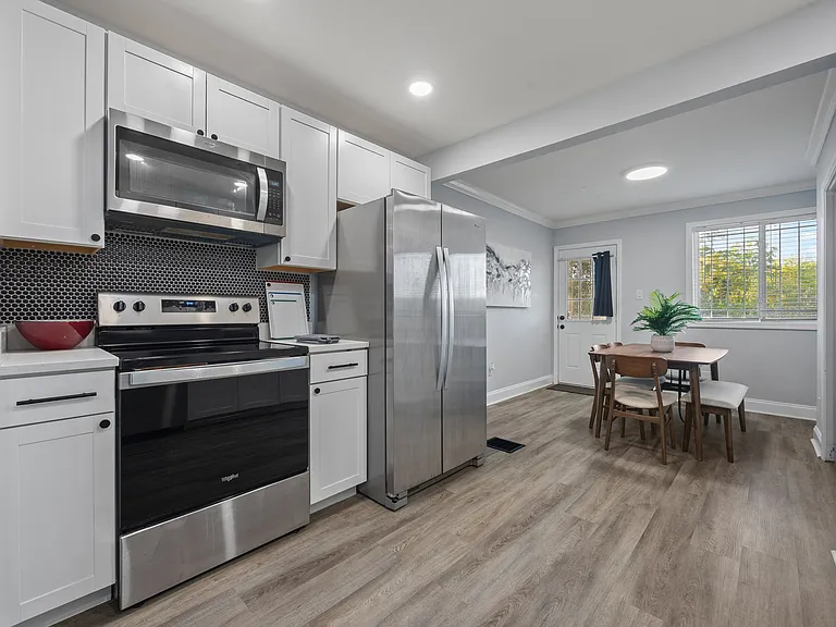 547 Erin Ave SW — Photo 15