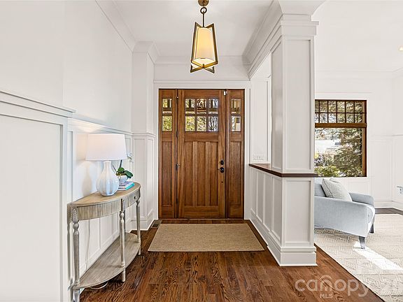 5th image of 2442 Shenandoah Ave