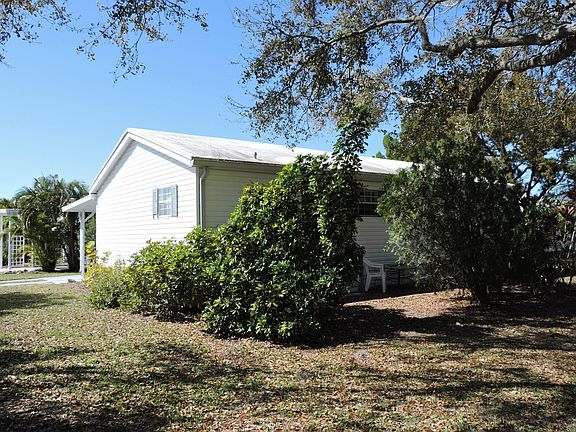 4th image of 900 Cashew Circle