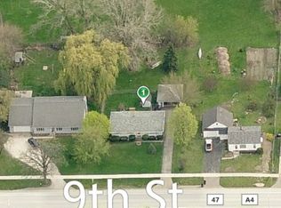2411 9th St, Winthrop Harbor, IL 60096