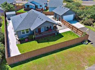 1233 Camero Loop SW, Ocean Shores, WA 98569