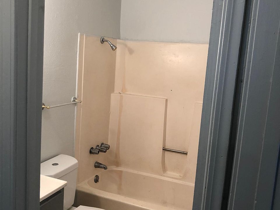 2nd image of 3117 7th Ave APT A