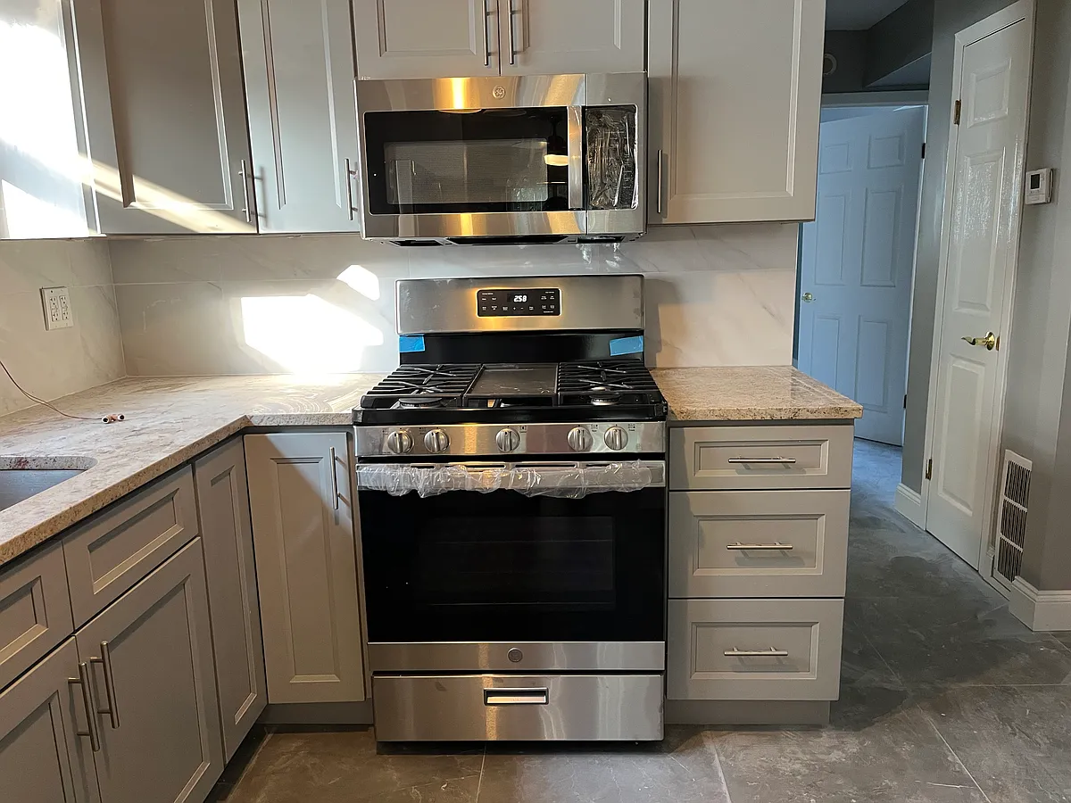 Building Photo - 309 Brighton St #1