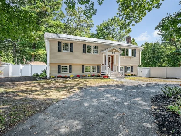 548 Chandler St, Tewksbury, MA 01876