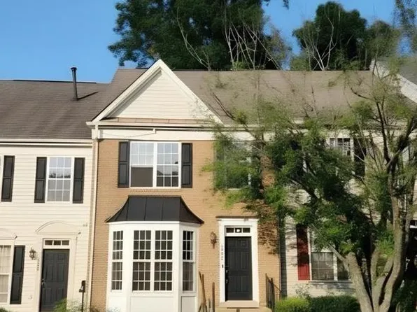 4429 Torrence Pl, Woodbridge, VA 22193