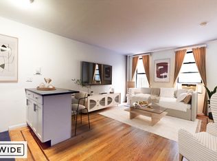 30 Charlton St APT 1D, New York, NY 10014