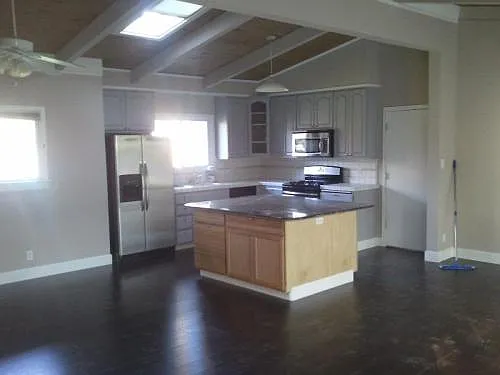98 Grove Ln photo 1