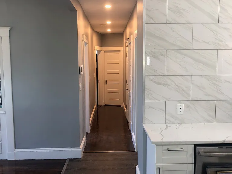27 Doris St — Photo 9