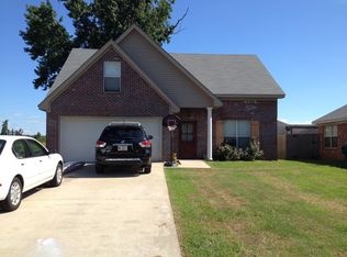 204 Greenfield Ln, Pearl, MS 39208
